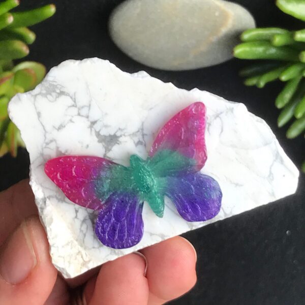 Butterfly on Howlite Slice - Image 2