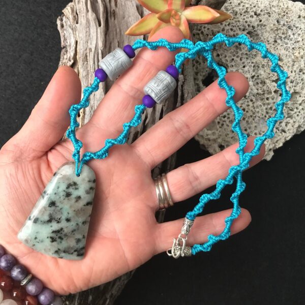 Sesame Jasper Macramé Necklace - Image 3