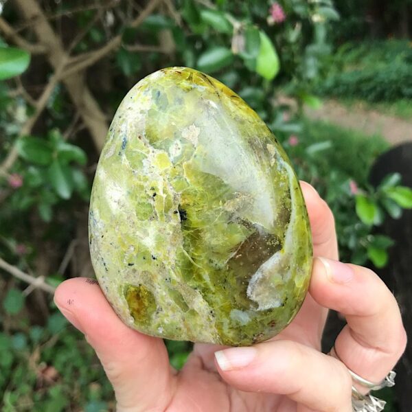 Green Opal Free-form