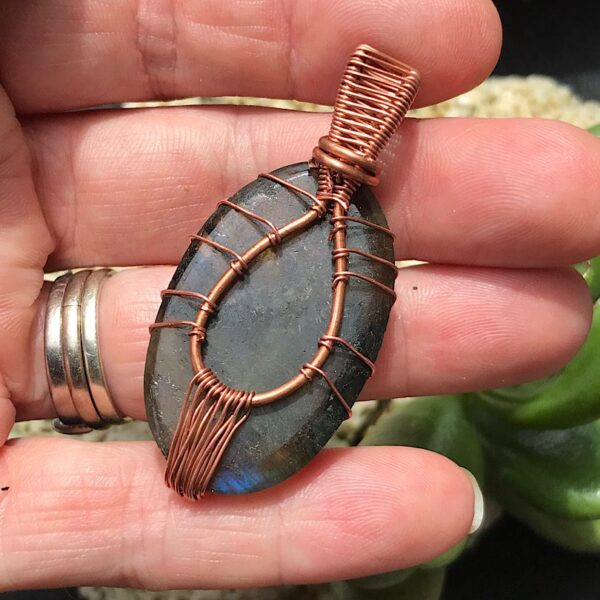 Labradorite Pendant - Image 4