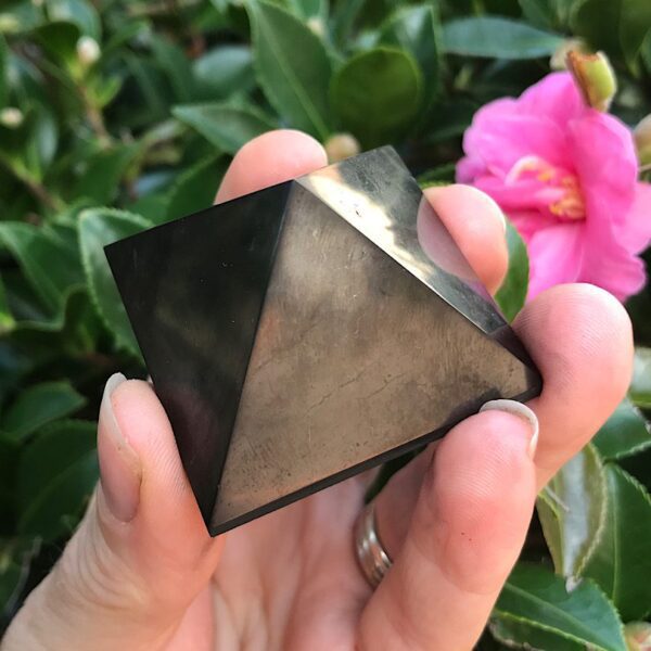 Shungite Pyramid - Image 2