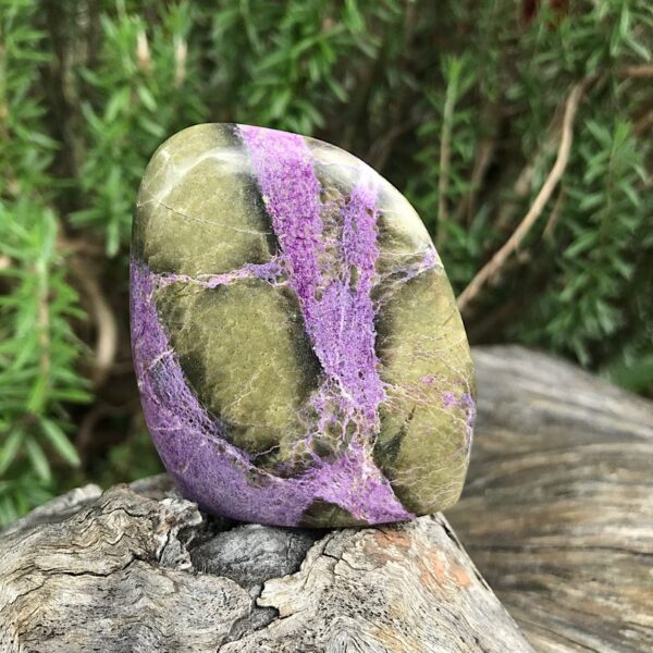Stichtite and Serpentine Free-form - Image 2