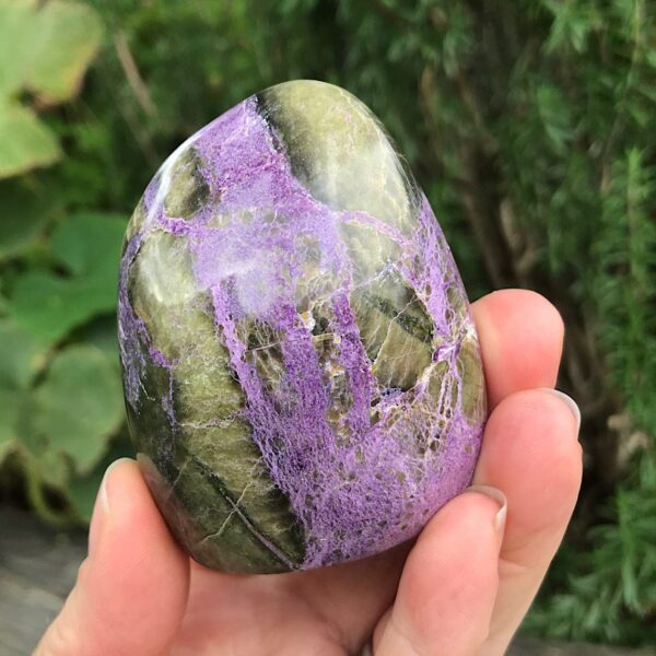 Stichtite and Serpentine Free-form - Image 4