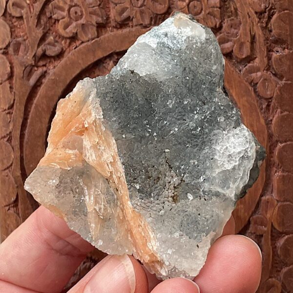 Chalcedony Stilbite Cluster - Image 2