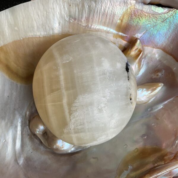 Banded Calcite Palm Stone - Image 2