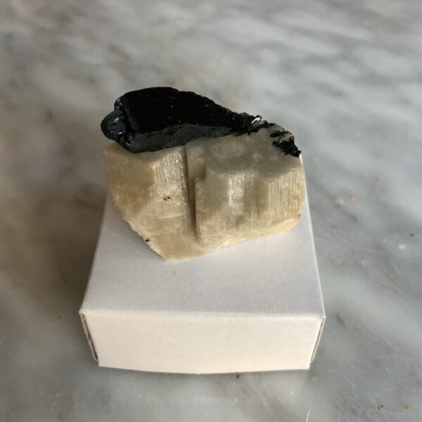 Aegirine on Orthoclase - Image 4