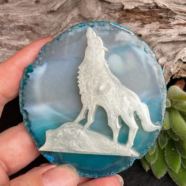 Wolf agate slice