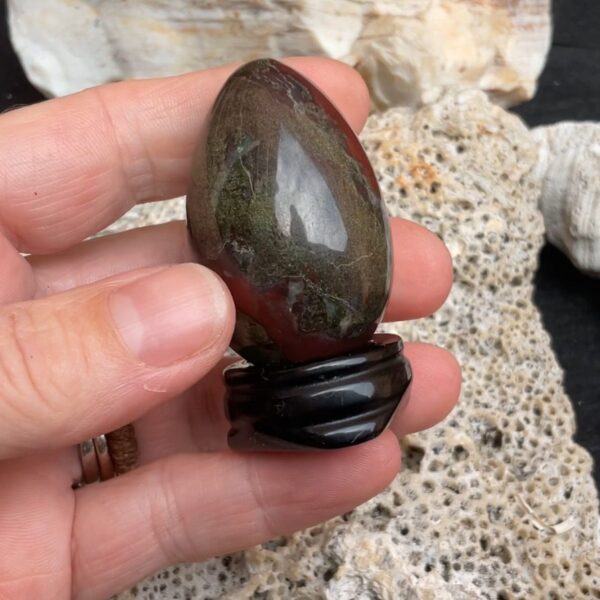 Dragon Blood Jasper Egg - Image 3